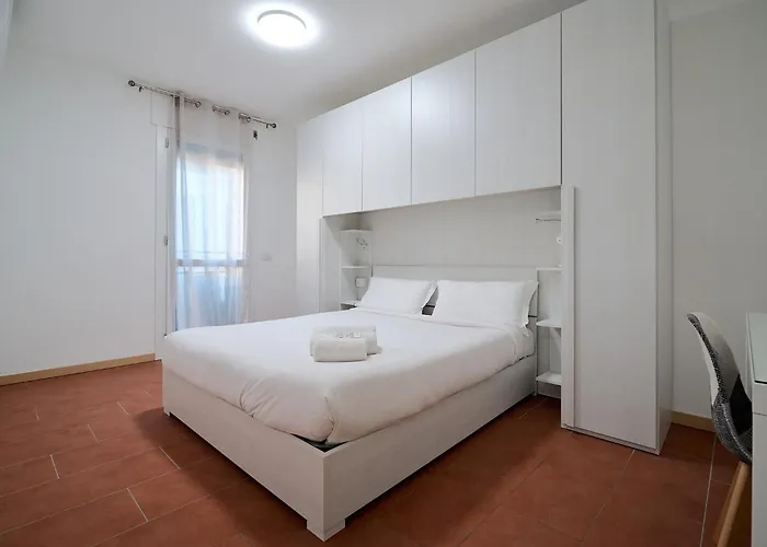아파트 Xenia - Spacious And Bright New Flat With Garden 밀라노